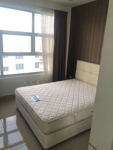 Kediaman Servis untuk Dijual di Domain 5 @ NeoCyber - Jeslyn Tan - Bedroom - PropertyGuru.com.my