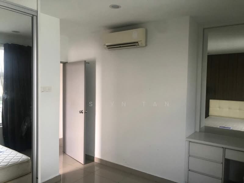 Kediaman Servis untuk Dijual di Domain 5 @ NeoCyber - Jeslyn Tan - Bedroom - PropertyGuru.com.my