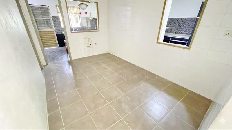 Rumah Teres 2-Tingkat untuk Dijual di Taman Desa Budiman (Bandar Sungai Long) - Azli Ibrahim - Kitchen - PropertyGuru.com.my