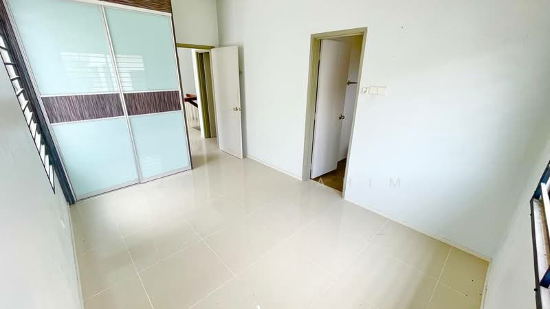 Rumah Teres 2-Tingkat untuk Dijual di Taman Desa Budiman (Bandar Sungai Long) - Azli Ibrahim - PropertyGuru.com.my