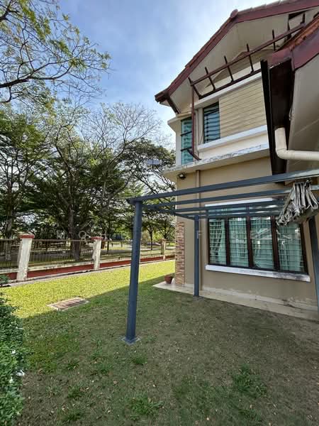 Semi-Detached House for Sale in Puncak Bangi (Bandar Baru Bangi) - Mohd Rafiee - Exterior - PropertyGuru.com.my
