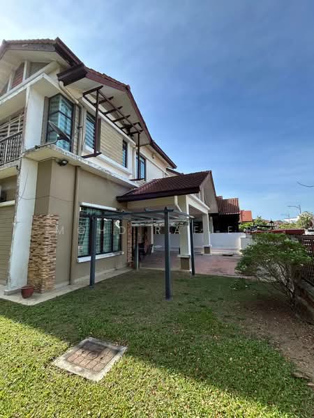 Semi-Detached House for Sale in Puncak Bangi (Bandar Baru Bangi) - Mohd Rafiee - Exterior - PropertyGuru.com.my