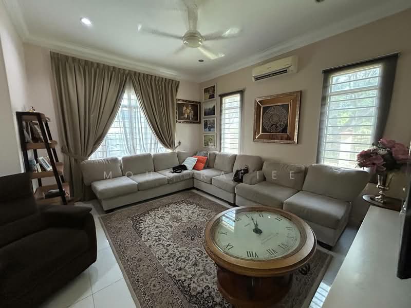 Semi-Detached House for Sale in Puncak Bangi (Bandar Baru Bangi) - Mohd Rafiee - Living Room - PropertyGuru.com.my