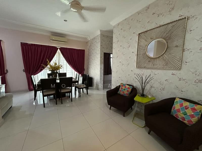 Semi-Detached House for Sale in Puncak Bangi (Bandar Baru Bangi) - Mohd Rafiee - Dining Room - PropertyGuru.com.my