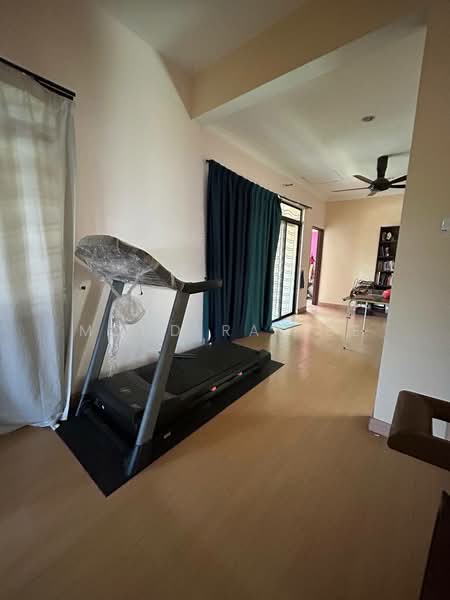 Semi-Detached House for Sale in Puncak Bangi (Bandar Baru Bangi) - Mohd Rafiee - Living Room - PropertyGuru.com.my