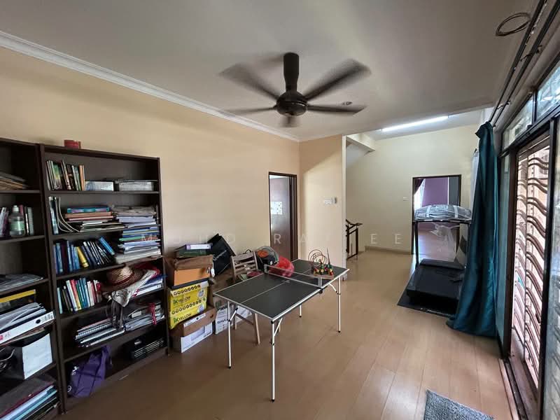 Semi-Detached House for Sale in Puncak Bangi (Bandar Baru Bangi) - Mohd Rafiee - Living Room - PropertyGuru.com.my