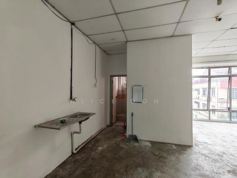 Shop / Office for Rent in Johor Bahru (Johor) - Alice Goh - Interior - PropertyGuru.com.my