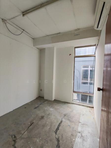 Shop / Office for Rent in Johor Bahru (Johor) - Alice Goh - Interior - PropertyGuru.com.my