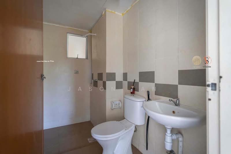 Apartment for Sale at Pangsapuri Seri Mutiara - Jason Tan - Bathroom - PropertyGuru.com.my