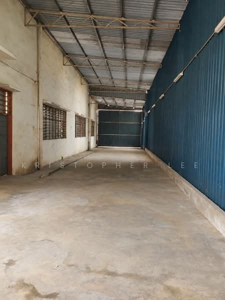 Kilang Berkembar untuk Disewa di Taman Desa Cemerlang (Ulu Tiram) - Kristopher Lee - PropertyGuru.com.my