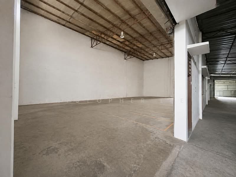 Kilang Berkembar untuk Disewa di Taman Desa Cemerlang (Ulu Tiram) - Kristopher Lee - PropertyGuru.com.my