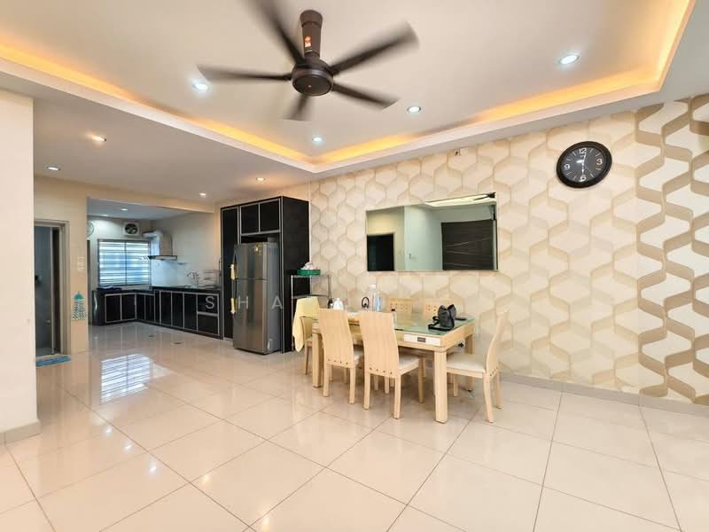 Rumah Teres 2-Tingkat untuk Dijual di Taman Impian Emas (Skudai) - Sharon Ng - Kitchen - PropertyGuru.com.my