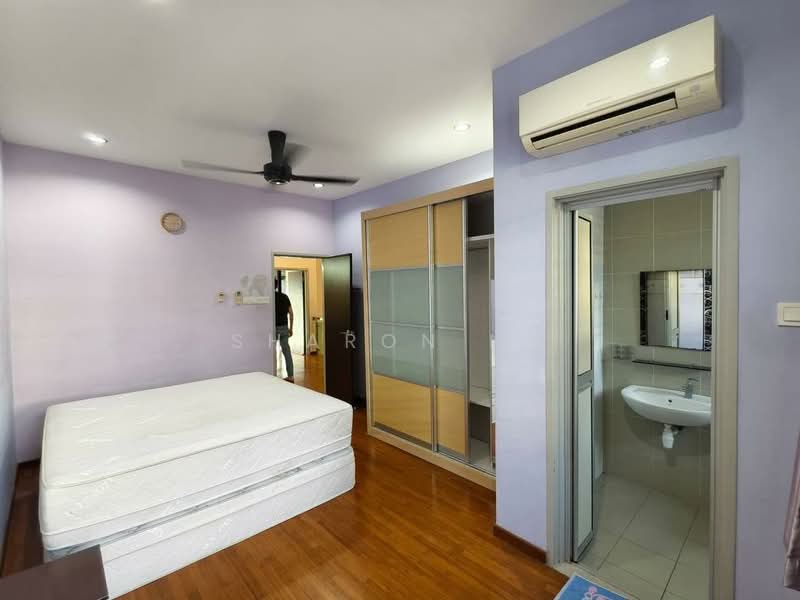 Rumah Teres 2-Tingkat untuk Dijual di Taman Impian Emas (Skudai) - Sharon Ng - Bedroom - PropertyGuru.com.my