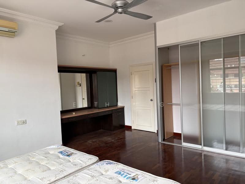 2-storey Terraced House for Rent in Kelana Jaya (Petaling Jaya) - Esther Ng - Bedroom - PropertyGuru.com.my