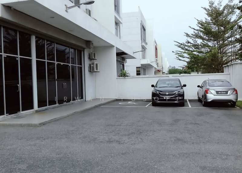 Semi-D Factory for Sale in Seksyen 26 (Shah Alam) - Irwan Yusoff - PropertyGuru.com.my