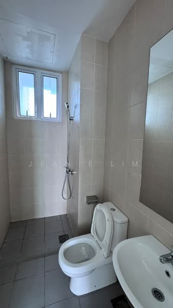 Kondominium untuk Disewa di Southbay Plaza - Jeanie Lim - Bathroom - PropertyGuru.com.my