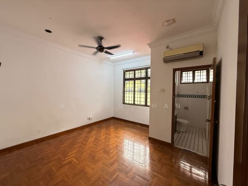 2-storey Terraced House for Sale in Taman Molek (Johor Bahru) - Nathan Chan - PropertyGuru.com.my