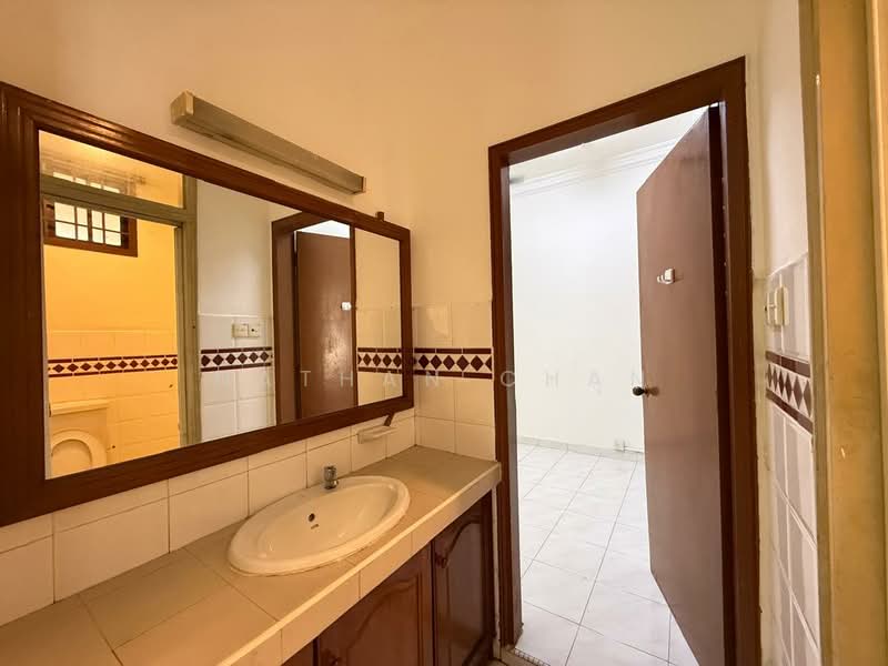 2-storey Terraced House for Sale in Taman Molek (Johor Bahru) - Nathan Chan - PropertyGuru.com.my