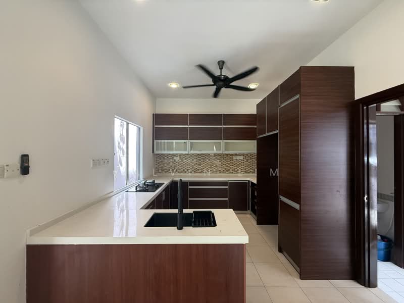 Semi-Detached House for Rent in Setia Eco Park (Setia Alam) - Calvin Lim - Kitchen - PropertyGuru.com.my