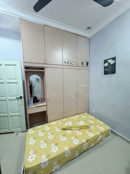 Rumah Teres 1-Tingkat untuk Dijual di Taman Universiti (Skudai) - Sharon Ng - Bedroom - PropertyGuru.com.my