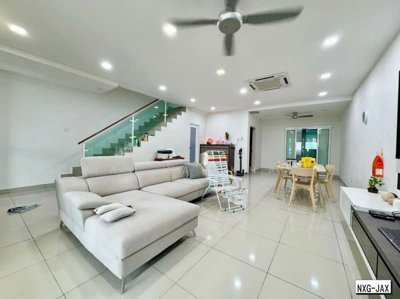2-storey Terraced House for Sale in Klang (Selangor) - Hao Kai Khaw - Living Room - PropertyGuru.com.my
