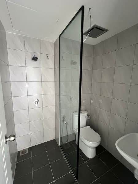 Condominium for Sale at Jelutong Central Residence - Yong Sern - Bathroom - PropertyGuru.com.my