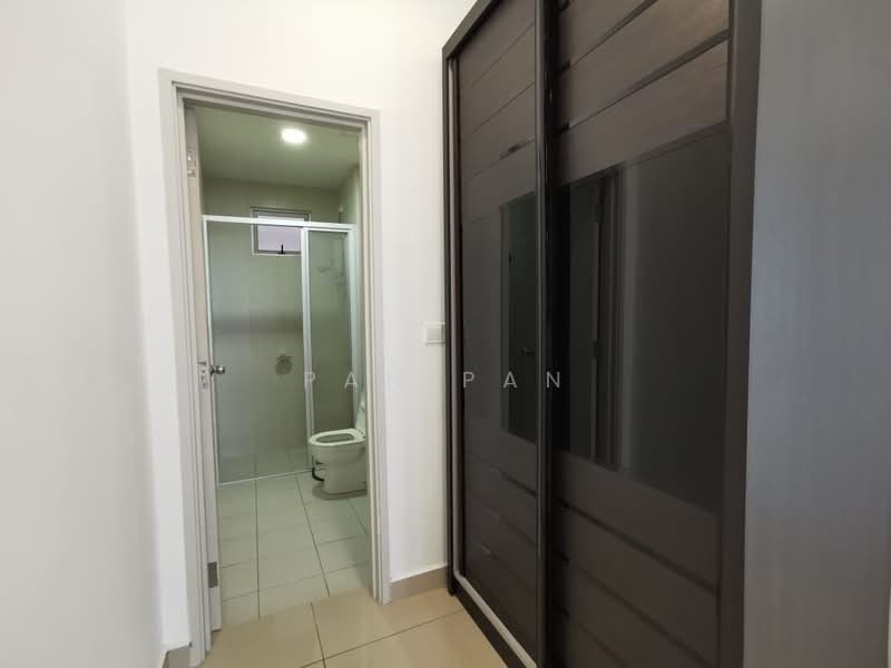 Kediaman Servis untuk Disewa di Meridin Bayvue Serviced Apartment - Pan Pan - PropertyGuru.com.my