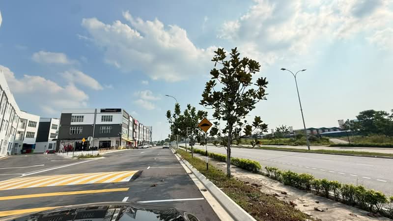 Shop / Office for Rent in Taman Puncak Tropicana (Pekan Nenas) - Julie Yew - Exterior - PropertyGuru.com.my