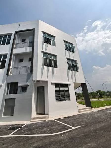 Shop / Office for Rent in Taman Puncak Tropicana (Pekan Nenas) - Julie Yew - Exterior - PropertyGuru.com.my