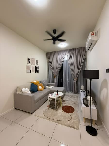 Kediaman Servis untuk Disewa di The Era @ Duta North - Ben Ling - Living Room - PropertyGuru.com.my