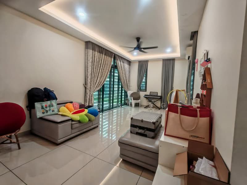 Semi-Detached House for Sale in Taman Sutera (Johor Bahru) - Regine Ng - Living Room - PropertyGuru.com.my