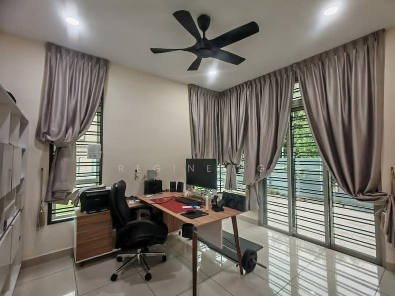 Semi-Detached House for Sale in Taman Sutera (Johor Bahru) - Regine Ng - Study - PropertyGuru.com.my