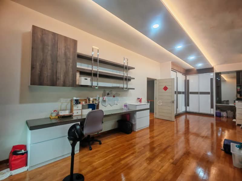 Semi-Detached House for Sale in Taman Sutera (Johor Bahru) - Regine Ng - Study - PropertyGuru.com.my