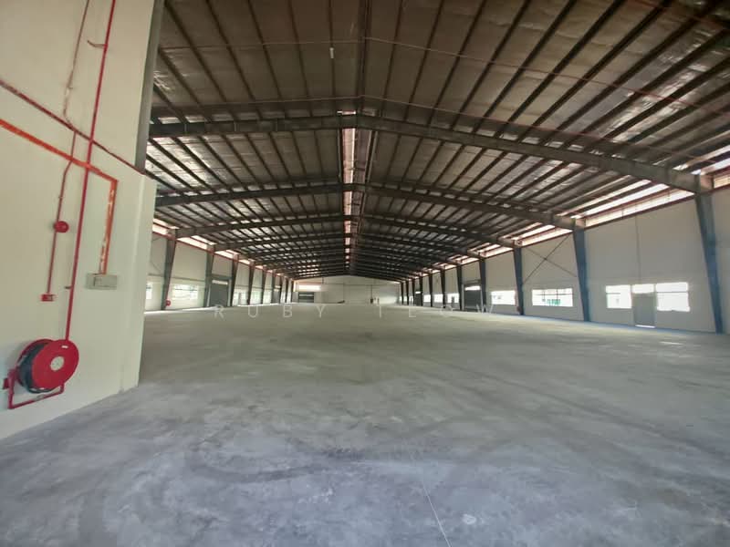 Detached Factory for Rent in Nusajaya Tech Park (Gelang Patah) - Ruby Teow - Interior - PropertyGuru.com.my