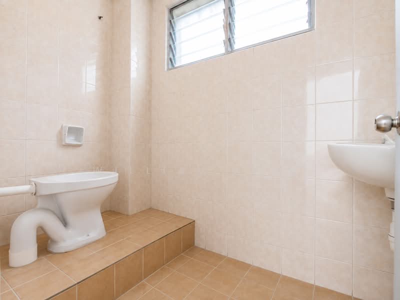 2-storey Terraced House for Sale in Bandar Bukit Tinggi 2 (Klang) - William Yeoh - Bathroom - PropertyGuru.com.my
