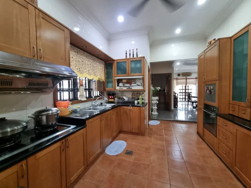 2-storey Terraced House for Sale in Klang (Selangor) - Bee Ang - Kitchen - PropertyGuru.com.my