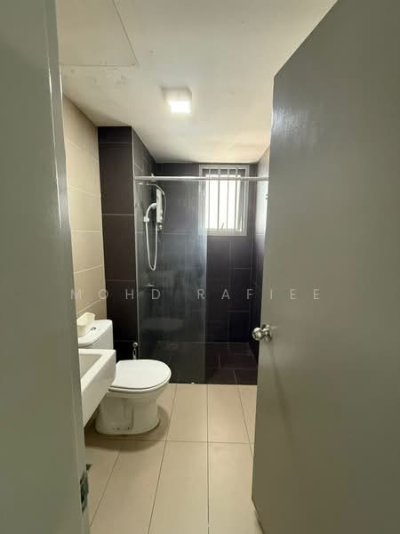 Kediaman Servis untuk Dijual di Almyra Residences - Mohd Rafiee - Bathroom - PropertyGuru.com.my