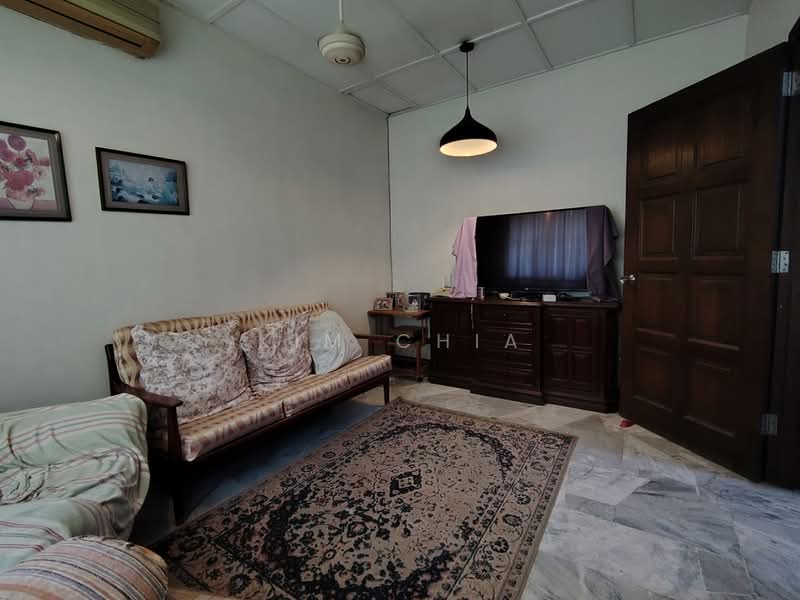 Bungalow House untuk Dijual di Bandar Bukit Beruntung (Bukit Beruntung) - Kim Chia - Living Room - PropertyGuru.com.my