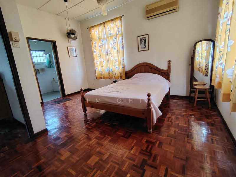 Bungalow House untuk Dijual di Bandar Bukit Beruntung (Bukit Beruntung) - Kim Chia - Bedroom - PropertyGuru.com.my