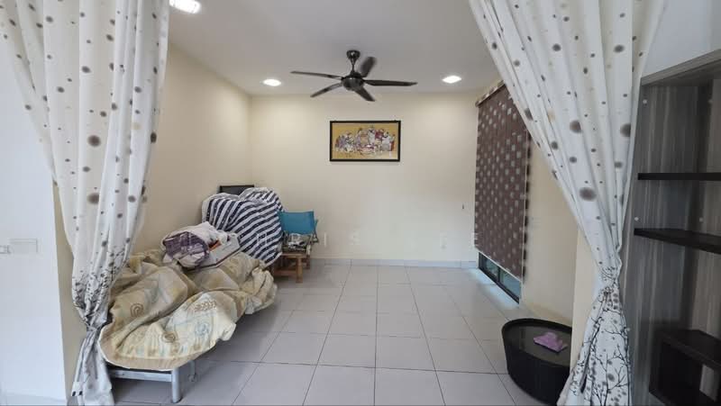 Cluster House for Sale in Johor Bahru (Johor) - Chris Lee - Living Room - PropertyGuru.com.my