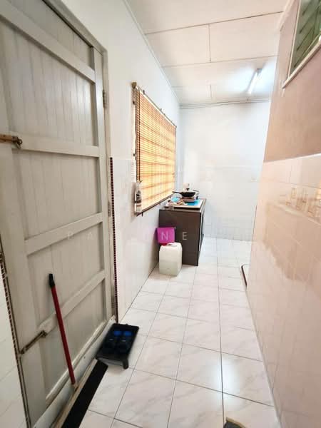 2-storey Terraced House for Sale in Taman Daya (Johor Bahru) - Pauline Ng - Kitchen - PropertyGuru.com.my