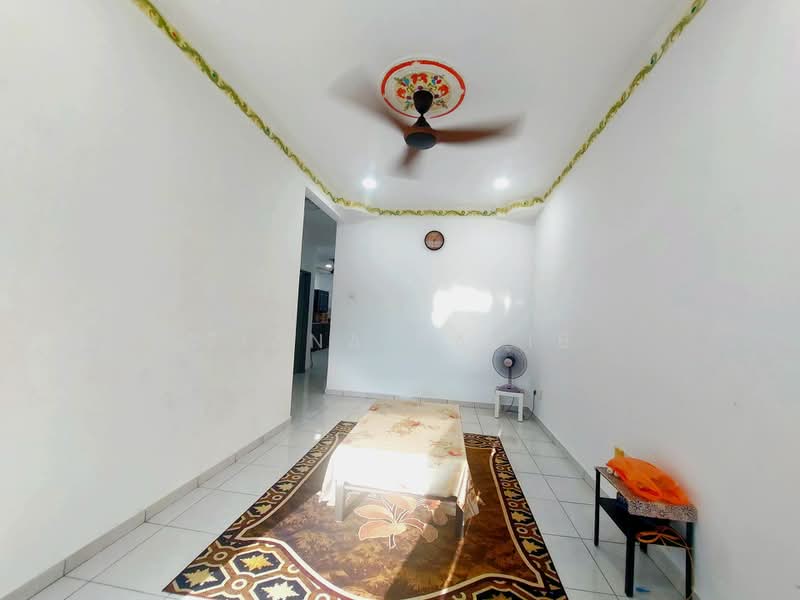 1-storey Terraced House for Rent in Kapar (Selangor) - Ziana Najib - Living Room - PropertyGuru.com.my