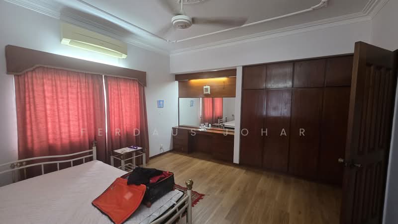 Bungalow House for Sale in Seksyen 22 (Petaling Jaya) - Ferdaus Johar - PropertyGuru.com.my