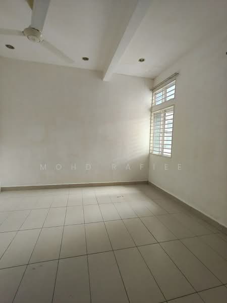 2-storey Terraced House for Sale in Sungai Merab (Dengkil) - Mohd Rafiee - Interior - PropertyGuru.com.my