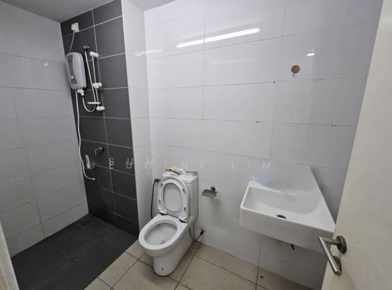 Service Residence for Sale at De Centrum Residences - Eugene Lim - Bathroom - PropertyGuru.com.my