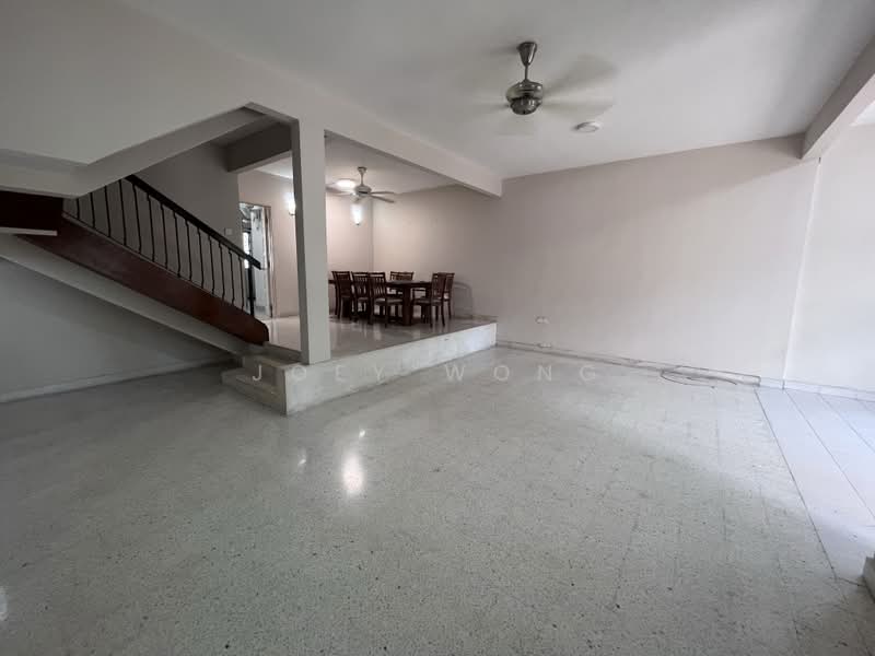 Rumah Teres 2-Tingkat untuk Disewa di Damansara Jaya (Petaling Jaya) - Joey Wong - Living Room - PropertyGuru.com.my