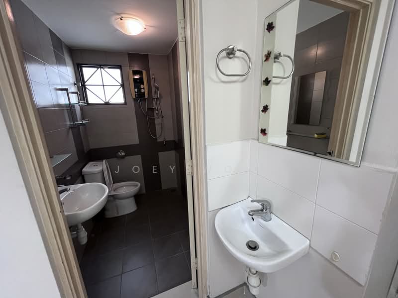 Rumah Teres 2-Tingkat untuk Disewa di Damansara Jaya (Petaling Jaya) - Joey Wong - Bathroom - PropertyGuru.com.my