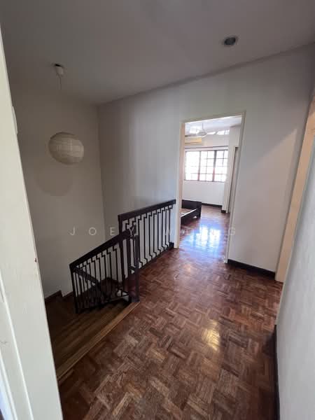 Rumah Teres 2-Tingkat untuk Disewa di Damansara Jaya (Petaling Jaya) - Joey Wong - Corridor - PropertyGuru.com.my