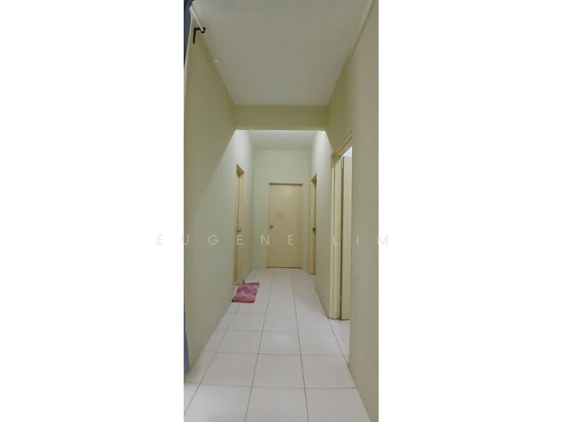 Kondominium untuk Disewa di Unipark Condominium - Eugene Lim - Corridor - PropertyGuru.com.my