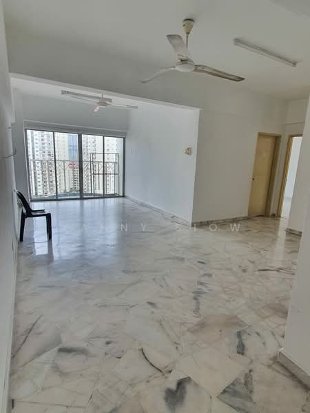 Kondominium untuk Dijual di Sri Pelangi Condominiums - Yanny Siow - Living Room - PropertyGuru.com.my